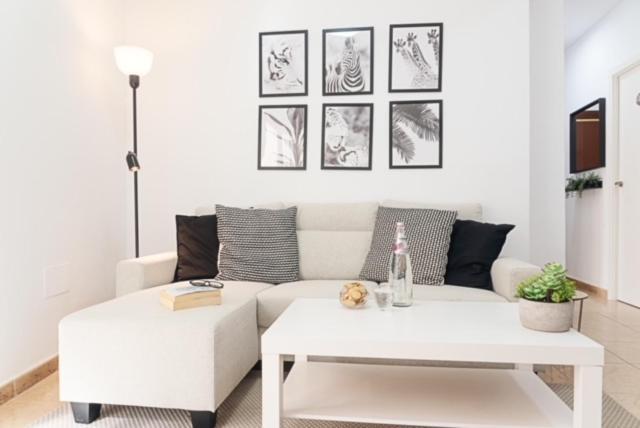 At Trajano 1 Apartment Almeria Exterior photo